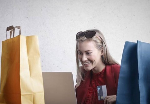 Patrones oscuros en Internet: así nos manipulan algunas plataformas para que compremos sin parar